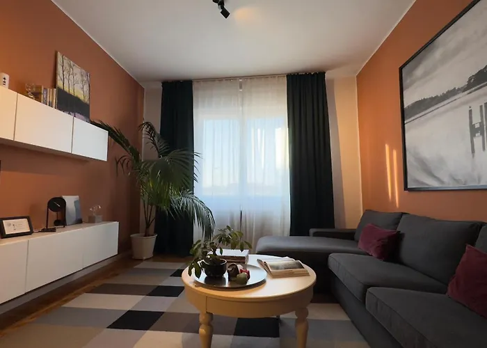Br Treviso Train Station Apartments