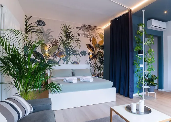 Br Treviso Train Station Apartments